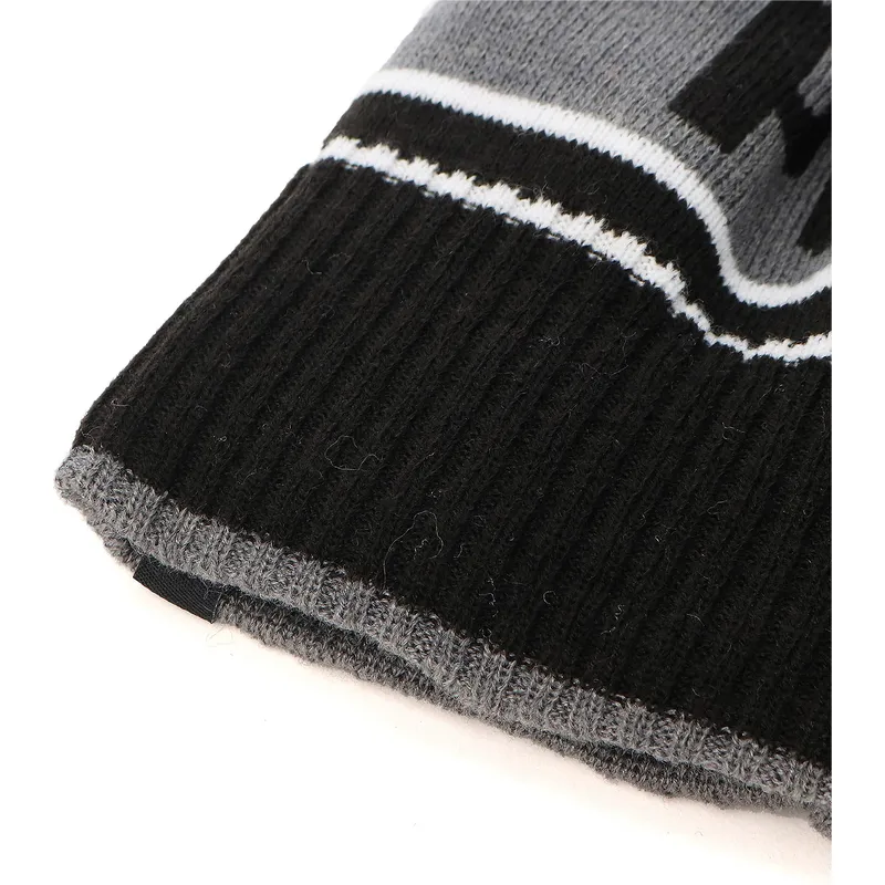 mutsen-pompon-zwart-van-puma