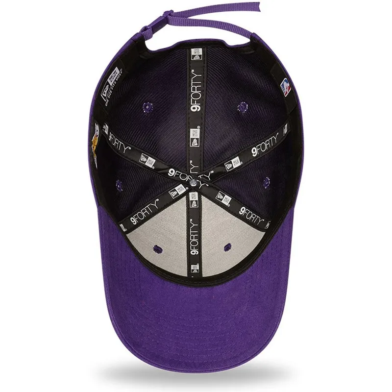 petten-gebogen-paars-verstelbaar-9forty-washed-pack-split-van-los-angeles-lakers-nba-van-new-era