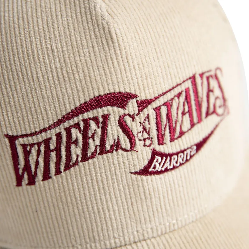 petten-gebogen-beige-verstelbaar-enjoy-ww20-van-wheels-and-waves