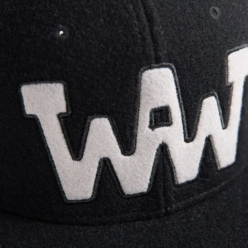 petten-plat-zwart-snapback-waw-ww29-van-wheels-and-waves