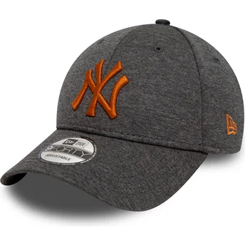 petten-gebogen-grijs-verstelbaar-9forty-shadow-tech-van-new-york-yankees-mlb-van-new-era