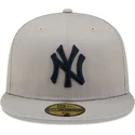 petten-plat-grijs-fitted-59fifty-parche-lateral-world-series-van-new-york-yankees-mlb-van-new-era