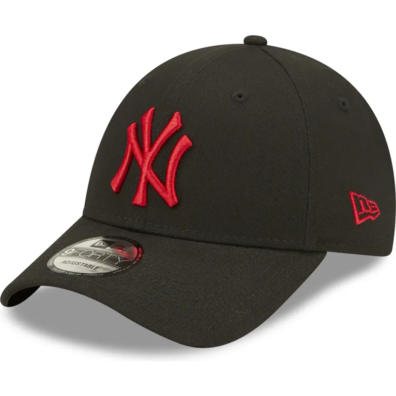 petten-gebogen-zwart-verstelbaar-9forty-league-essential-van-new-york-yankees-mlb-van-new-era