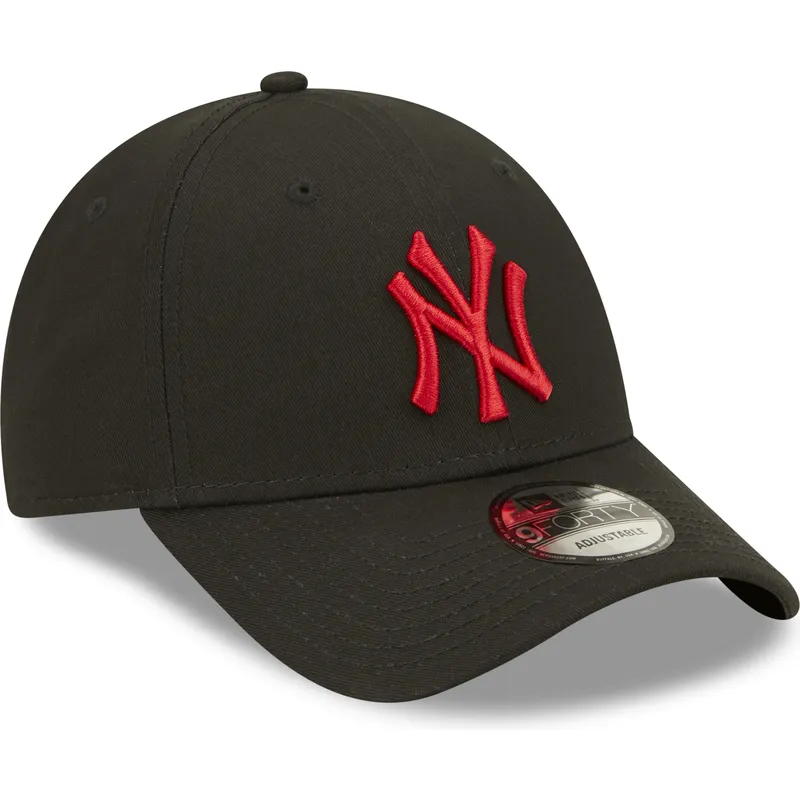 petten-gebogen-zwart-verstelbaar-9forty-league-essential-van-new-york-yankees-mlb-van-new-era