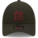 petten-gebogen-zwart-snapback-9forty-neon-pack-repreve-van-new-york-yankees-mlb-van-new-era