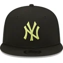 petten-plat-zwart-snapback-9fifty-league-essential-van-new-york-yankees-mlb-van-new-era