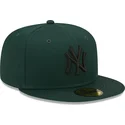 petten-plat-groen-fitted-59fifty-league-essential-van-new-york-yankees-mlb-van-new-era