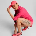 petten-gebogen-rood-verstelbaar-running-van-puma