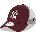 petten-gebogen-rood-snapback-9forty-a-frame-van-new-york-yankees-mlb-van-new-era
