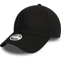 petten-gebogen-zwart-verstelbaar-9forty-essential-van-new-york-yankees-mlb-van-new-era