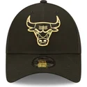 petten-gebogen-zwart-verstelbaar-dorado-9forty-metallic-van-chicago-bulls-nba-van-new-era