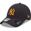 petten-gebogen-marineblauw-verstelbaar-9forty-repreve-van-new-york-yankees-mlb-van-new-era
