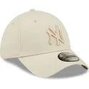 petten-gebogen-beige-fitted-39thirty-league-essential-van-new-york-yankees-mlb-van-new-era