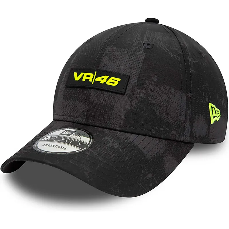 petten-gebogen-zwart-verstelbaar-valentino-rossi-vr46-9forty-all-over-print-van-valentino-rossi-vr46-motogp-van-new-era