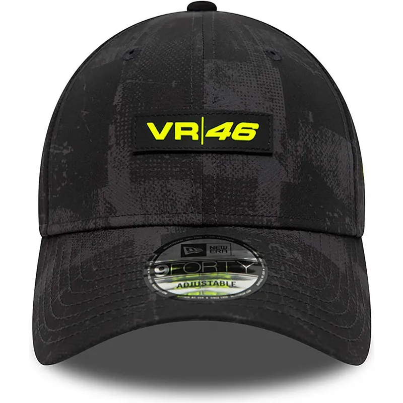 petten-gebogen-zwart-verstelbaar-valentino-rossi-vr46-9forty-all-over-print-van-valentino-rossi-vr46-motogp-van-new-era