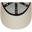 petten-gebogen-beige-verstelbaar-9forty-van-bugs-bunny-looney-tunes-van-new-era