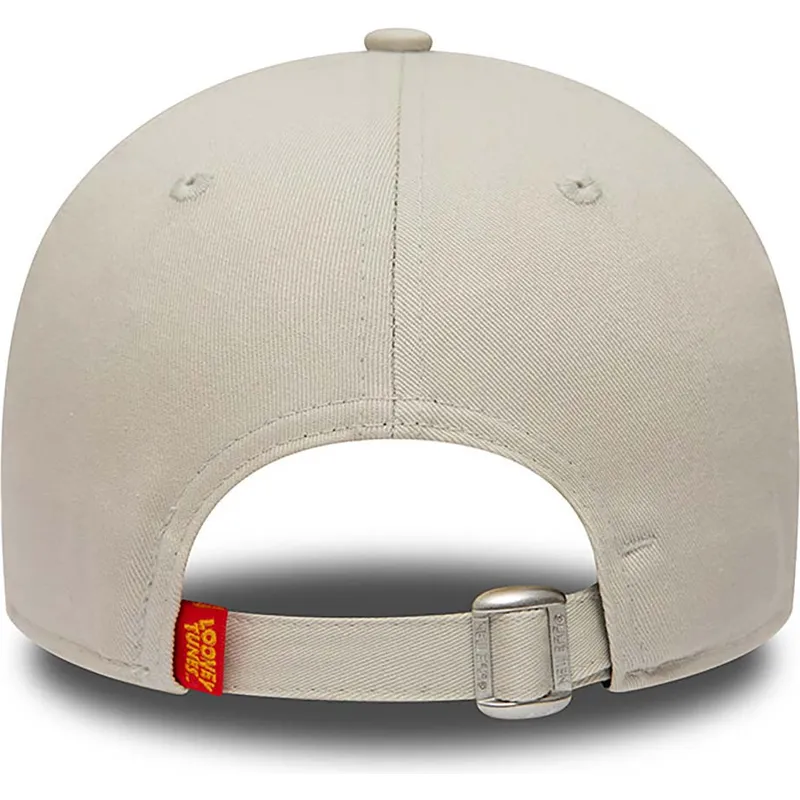 petten-gebogen-beige-verstelbaar-9forty-van-bugs-bunny-looney-tunes-van-new-era