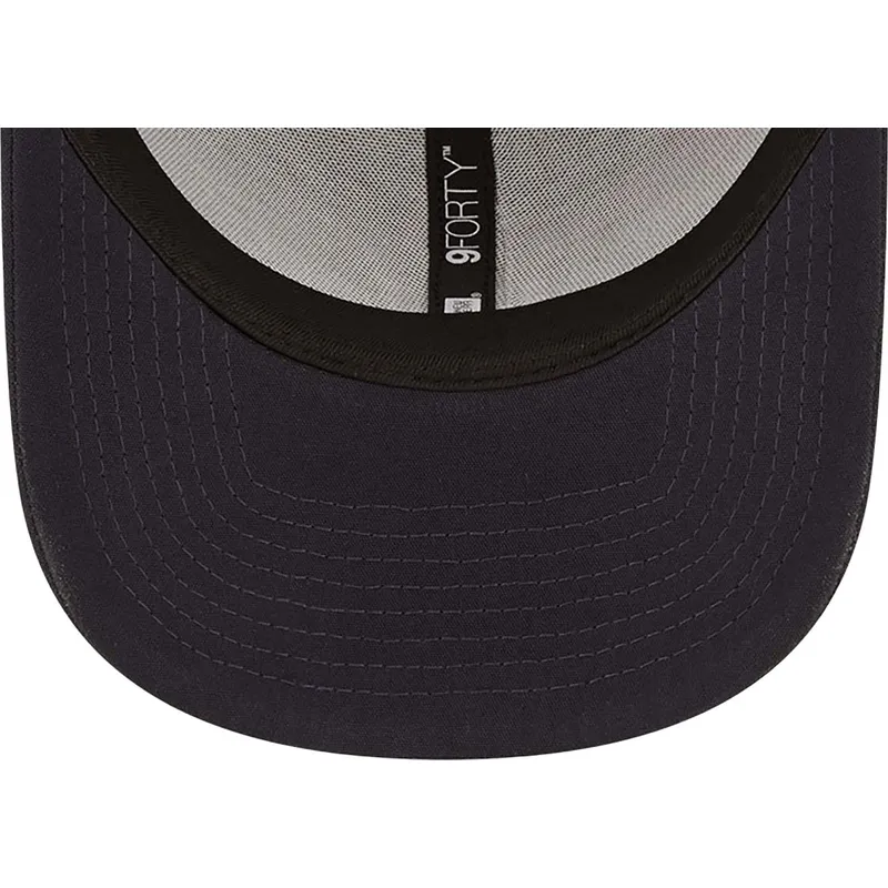 petten-gebogen-marineblauw-verstelbaar-9forty-repreve-van-new-york-yankees-mlb-van-new-era