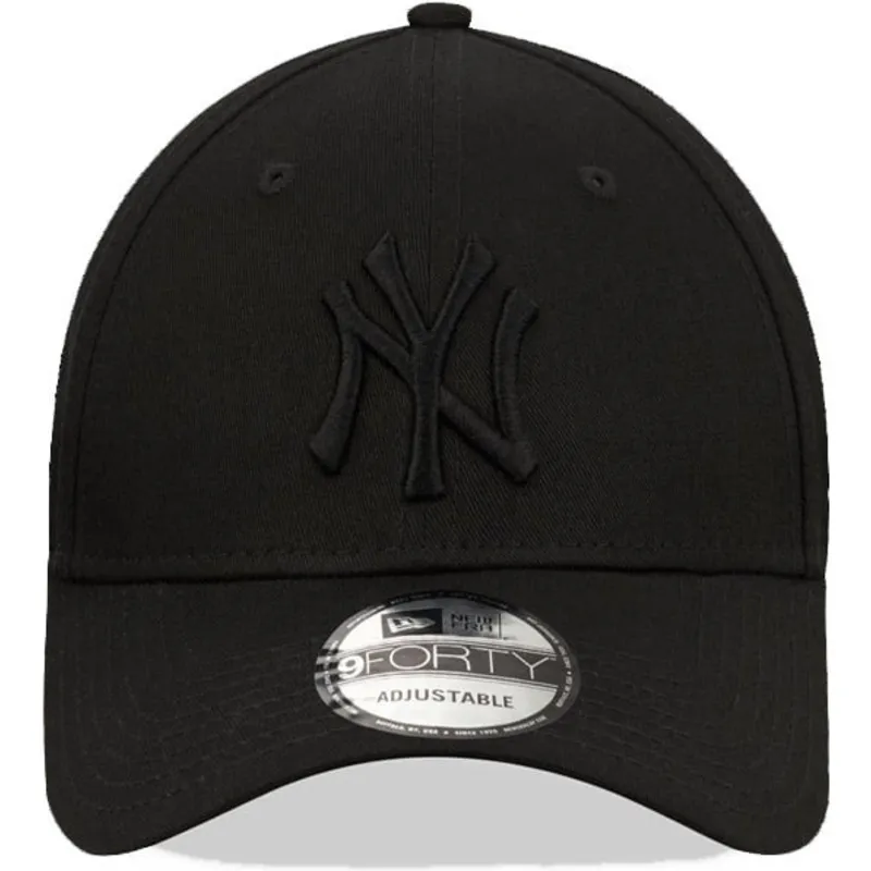 petten-gebogen-zwart-snapback-9forty-league-essential-van-new-york-yankees-mlb-van-new-era