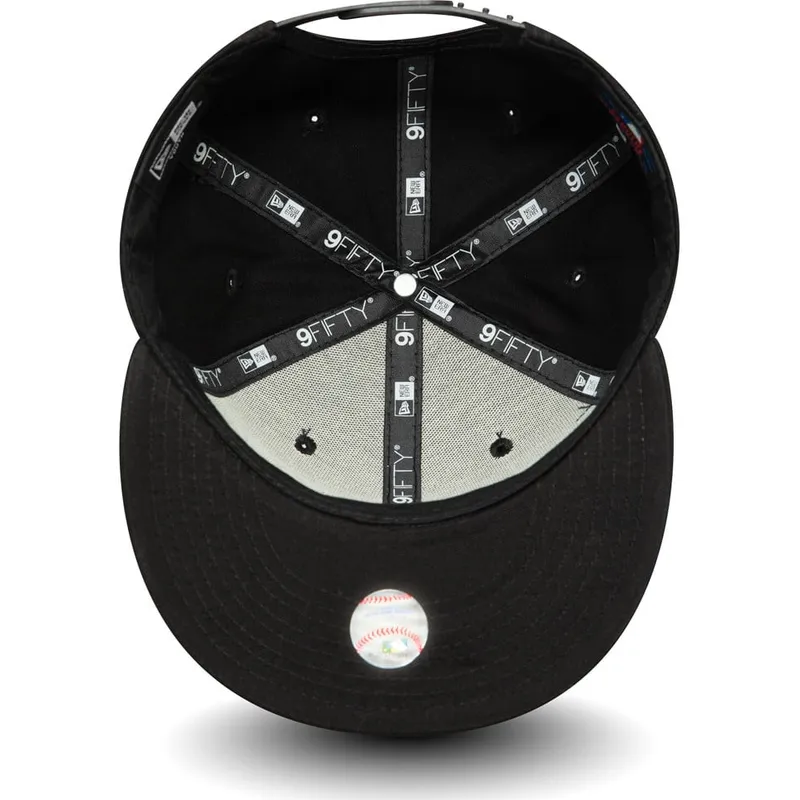 petten-plat-zwart-snapback-voor-kinderen-9fifty-essential-van-new-york-yankees-mlb-van-new-era