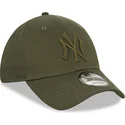 petten-gebogen-groen-snapback-9forty-league-essential-van-new-york-yankees-mlb-van-new-era