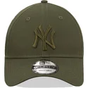 petten-gebogen-groen-snapback-9forty-league-essential-van-new-york-yankees-mlb-van-new-era
