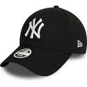 petten-gebogen-zwart-verstelbaar-9forty-essential-van-new-york-yankees-mlb-van-new-era
