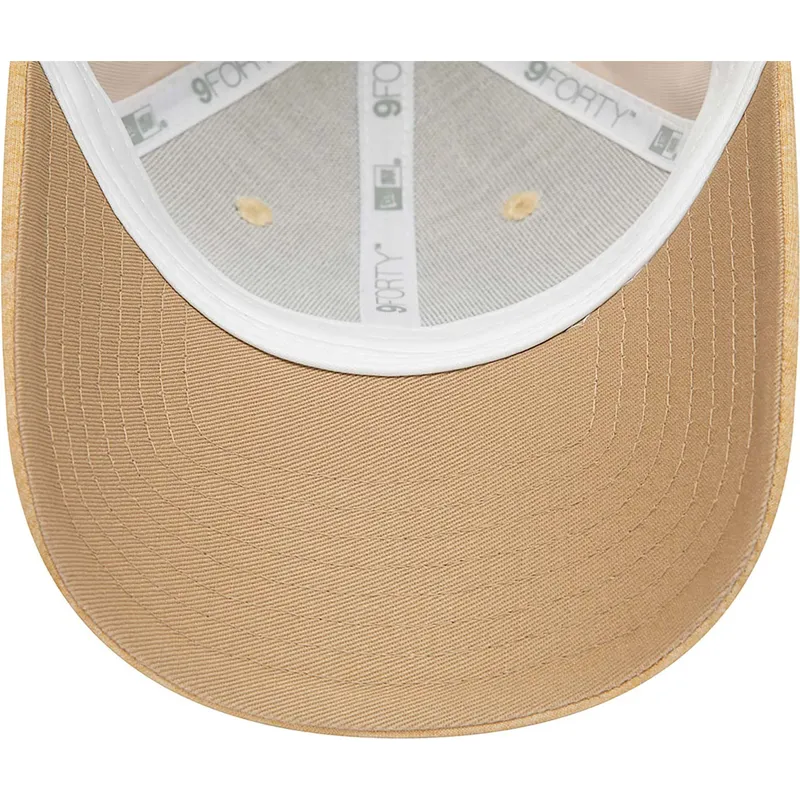 petten-gebogen-beige-verstelbaar-9forty-jersey-van-new-york-yankees-mlb-van-new-era