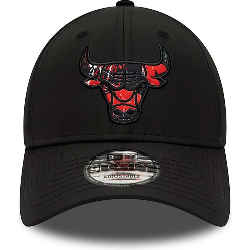 petten-gebogen-zwart-verstelbaar-9forty-print-infill-van-chicago-bulls-nba-van-new-era
