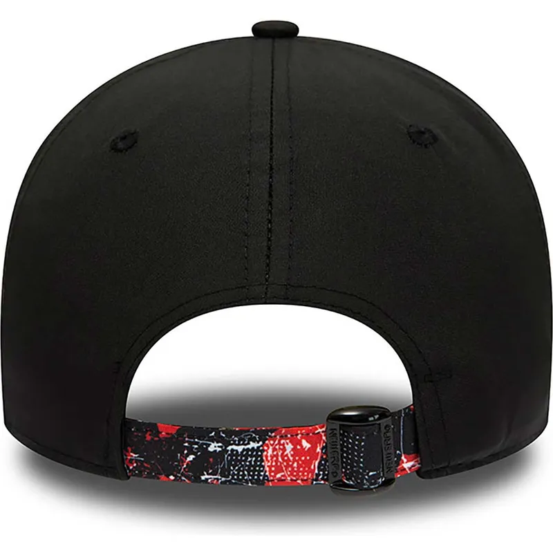 petten-gebogen-zwart-verstelbaar-9forty-print-infill-van-chicago-bulls-nba-van-new-era