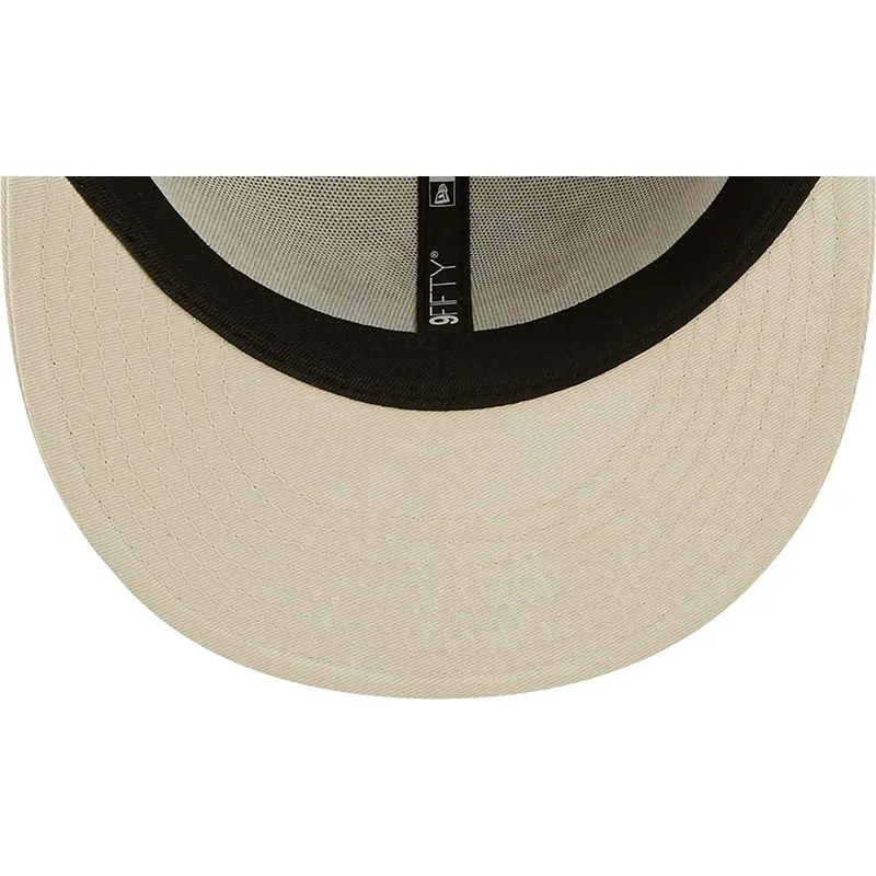 petten-plat-beige-snapback-9fifty-flower-van-chicago-white-sox-mlb-van-new-era petten-plat-beige-snapback-9fifty-flower-van-chicago-white-sox-mlb-van-new-era