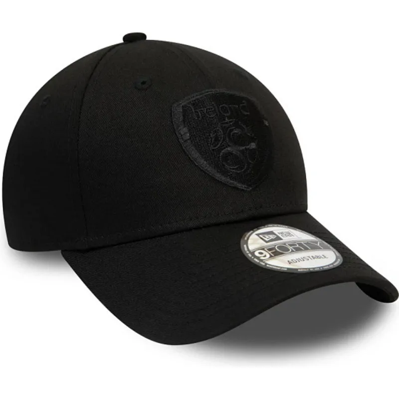 petten-gebogen-zwart-verstelbaar-9forty-cotton-van-league-of-ireland-premier-division-van-new-era