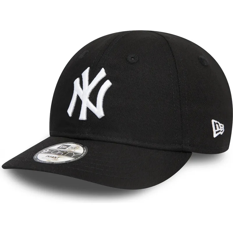 petten-gebogen-zwart-verstelbaar-voor-kinderen-9forty-league-essential-van-new-york-yankees-mlb-van-new-era