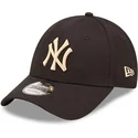 petten-gebogen-zwart-verstelbaar-9forty-league-essential-van-new-york-yankees-mlb-van-new-era