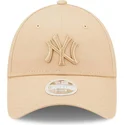 petten-gebogen-beige-verstelbaar-9forty-league-essential-van-new-york-yankees-mlb-van-new-era