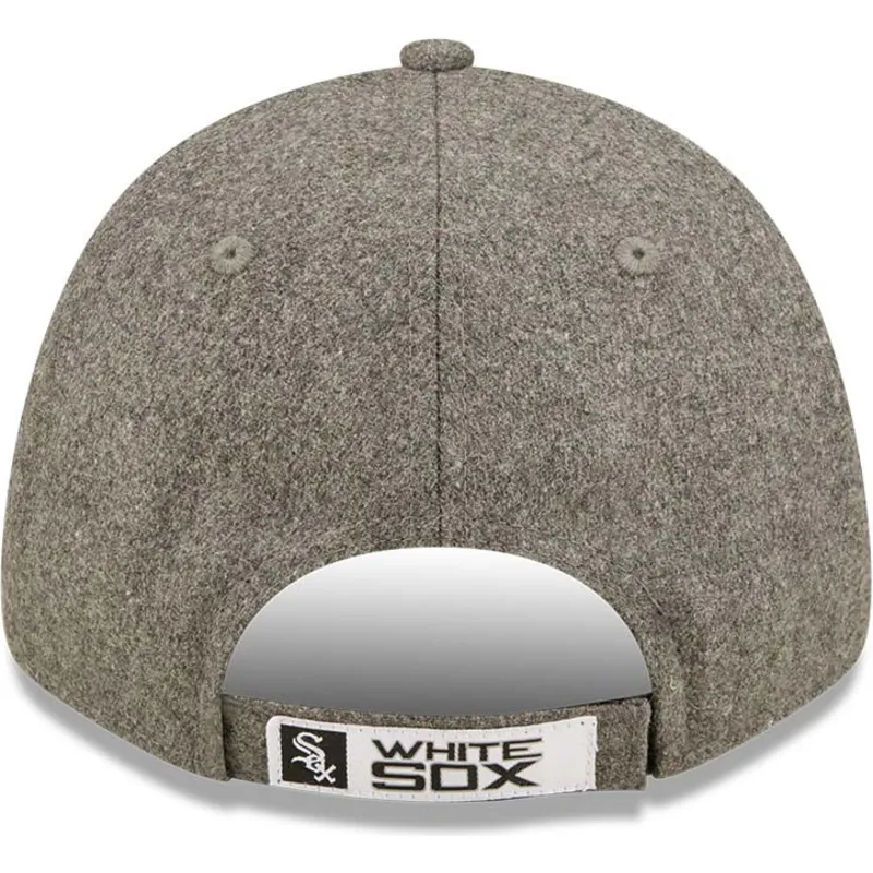 petten-gebogen-grijs-verstelbaar-9forty-the-league-melton-van-chicago-white-sox-mlb-van-new-era petten-gebogen-grijs-verstelbaar-9forty-the-league-melton-van-chicago-white-sox-mlb-van-new-era