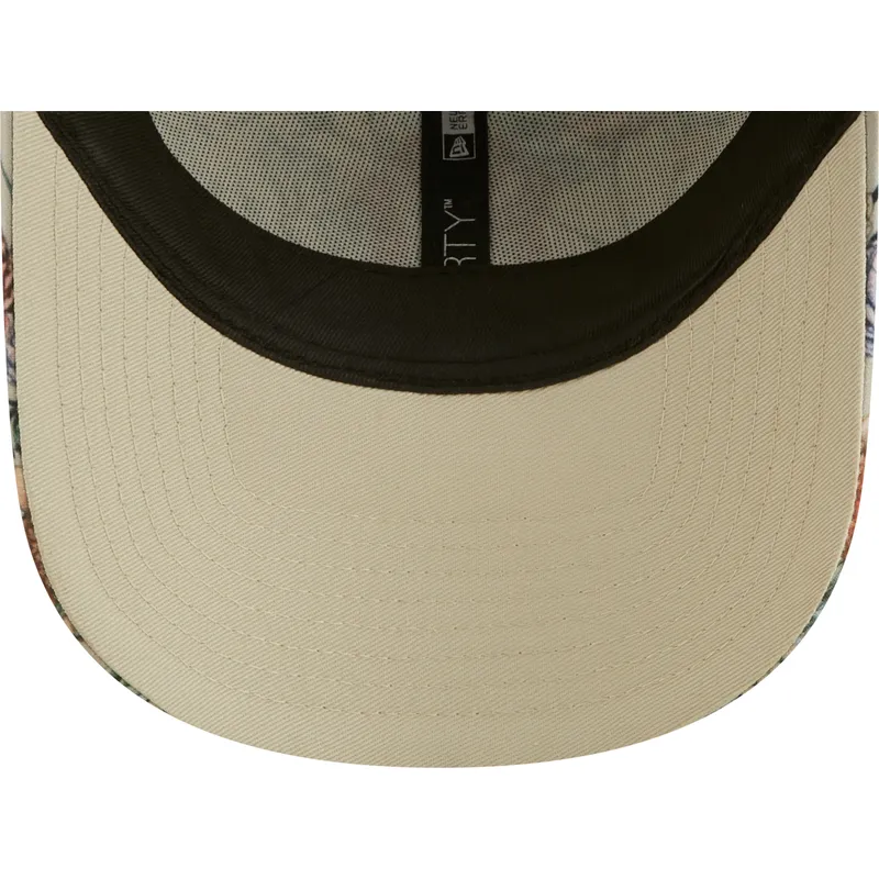 petten-gebogen-beige-verstelbaar-9forty-all-over-print-floral-van-new-york-yankees-mlb-van-new-era
