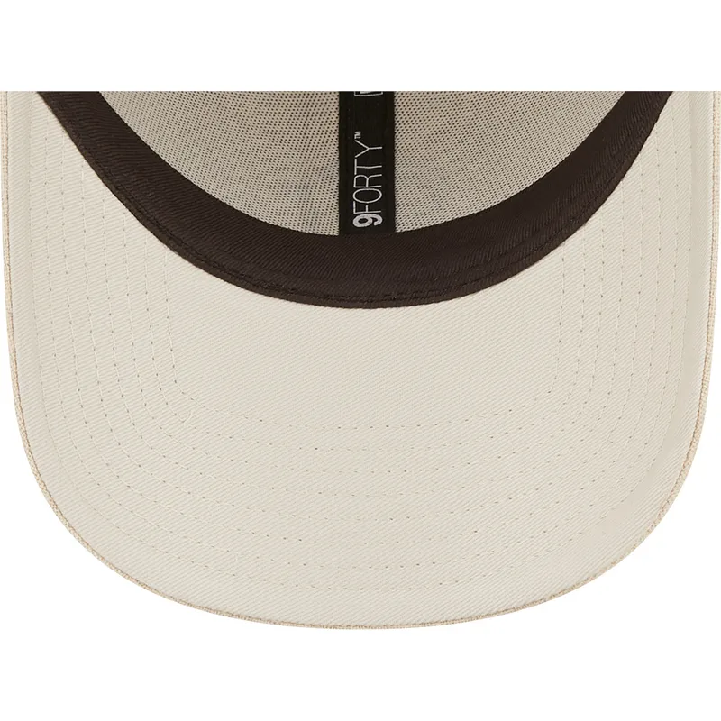 petten-gebogen-beige-verstelbaar-9forty-linen-van-new-york-yankees-mlb-van-new-era petten-gebogen-beige-verstelbaar-9forty-linen-van-new-york-yankees-mlb-van-new-era