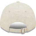 petten-gebogen-beige-verstelbaar-9forty-monogram-van-new-york-yankees-mlb-van-new-era