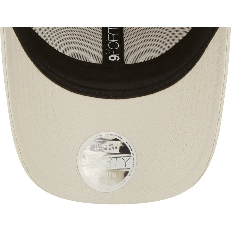 petten-gebogen-beige-verstelbaar-9forty-monogram-van-new-york-yankees-mlb-van-new-era