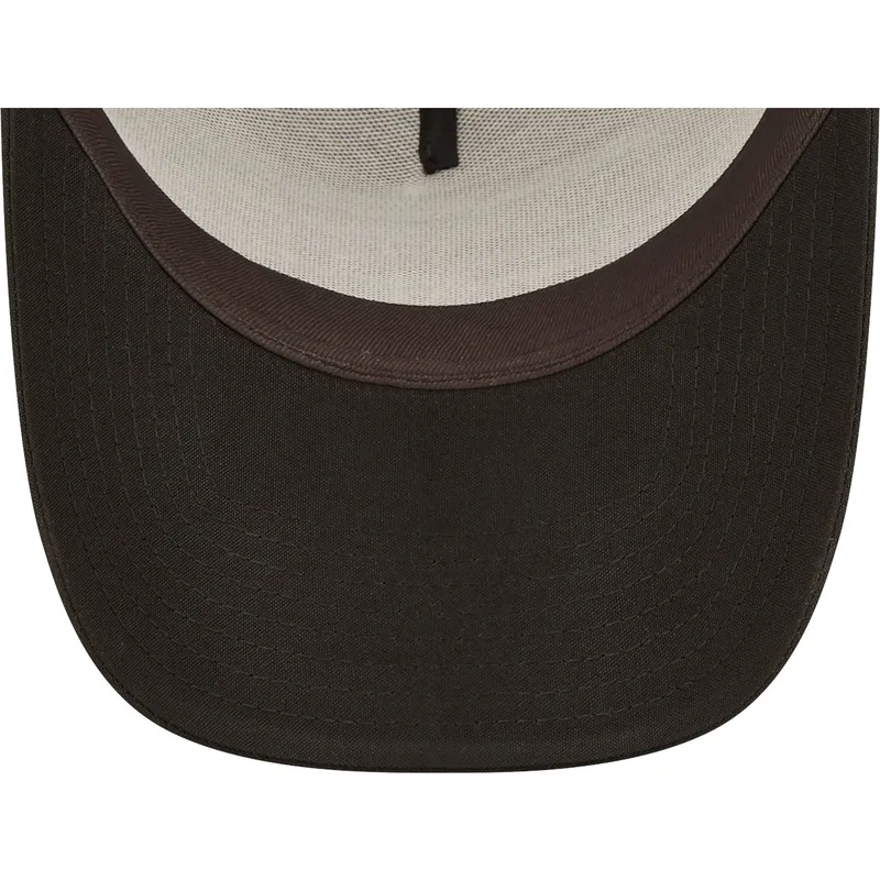 petten-gebogen-zwart-snapback-new-york-a-frame-repreve-usa-state-van-new-era