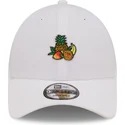 petten-gebogen-wit-verstelbaar-juice-tropical-fruits-9forty-food-icon-van-new-era