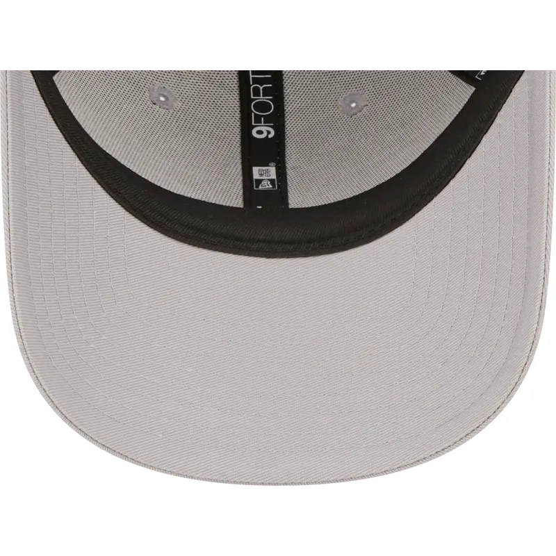 petten-gebogen-grijs-verstelbaar-9forty-seasonal-infill-van-new-york-yankees-mlb-van-new-era