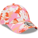 petten-gebogen-roze-verstelbaar-9forty-all-over-print-seasonal-van-new-york-yankees-mlb-van-new-era