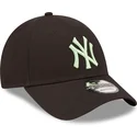 petten-gebogen-zwart-verstelbaar-9forty-league-essential-van-new-york-yankees-mlb-van-new-era