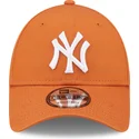 petten-gebogen-oranje-verstelbaar-9forty-league-essential-van-new-york-yankees-mlb-van-new-era