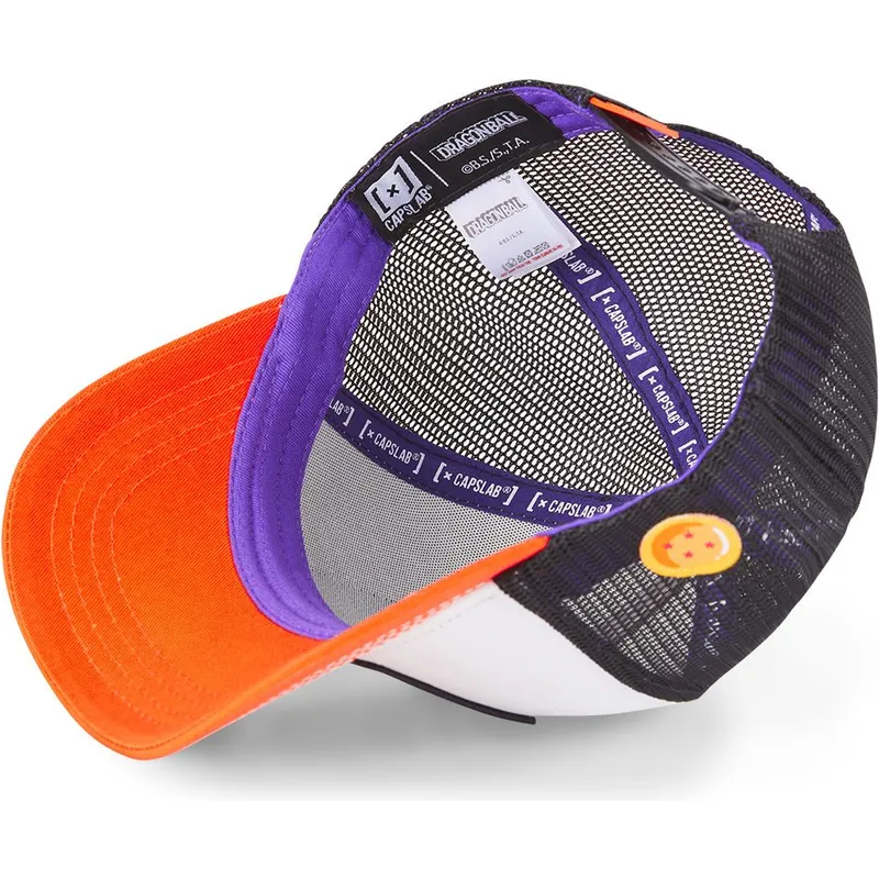 petten-gebogen-wit-snapback-db3-gok2-son-goku-dragon-ball-van-capslab