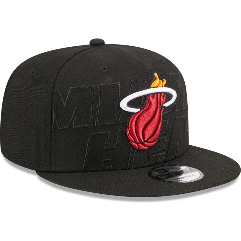 petten-plat-zwart-snapback-9fifty-draft-edition-2023-van-miami-heat-nba-van-new-era petten-plat-zwart-snapback-9fifty-draft-edition-2023-van-miami-heat-nba-van-new-era