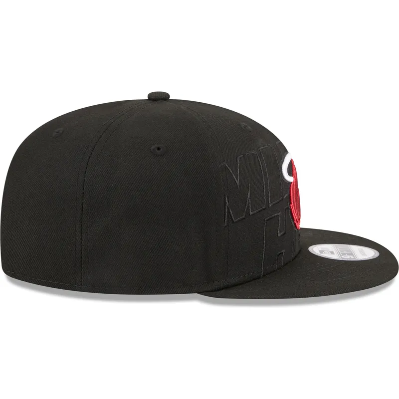 petten-plat-zwart-snapback-9fifty-draft-edition-2023-van-miami-heat-nba-van-new-era petten-plat-zwart-snapback-9fifty-draft-edition-2023-van-miami-heat-nba-van-new-era
