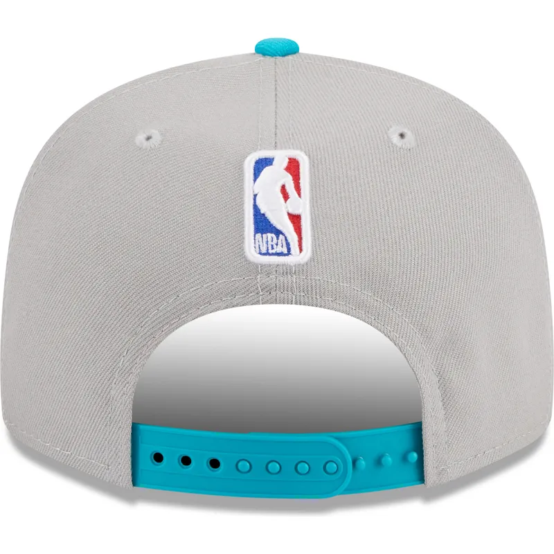 petten-plat-grijs-snapback-9fifty-draft-edition-2023-van-charlotte-hornets-nba-van-new-era